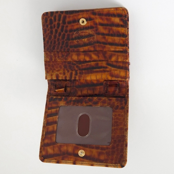Brahmin Tan Brown Crocodile Melbourne Double-Sided Bifold Wallet - Picture 4 of 9
